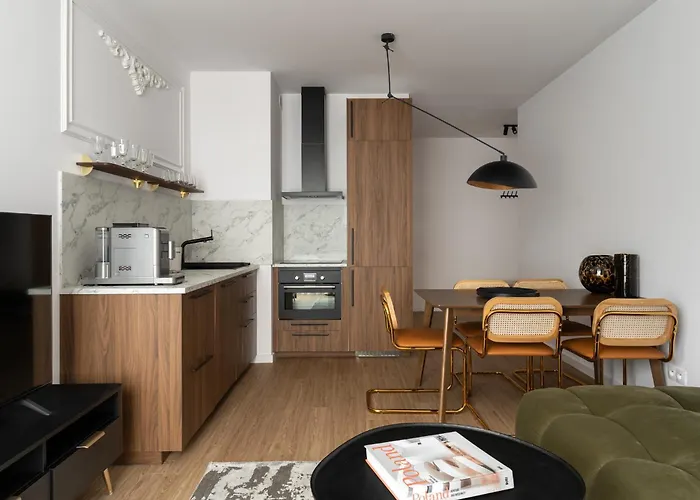 Doki Lifestyle & Food Hall By Lion Apartments