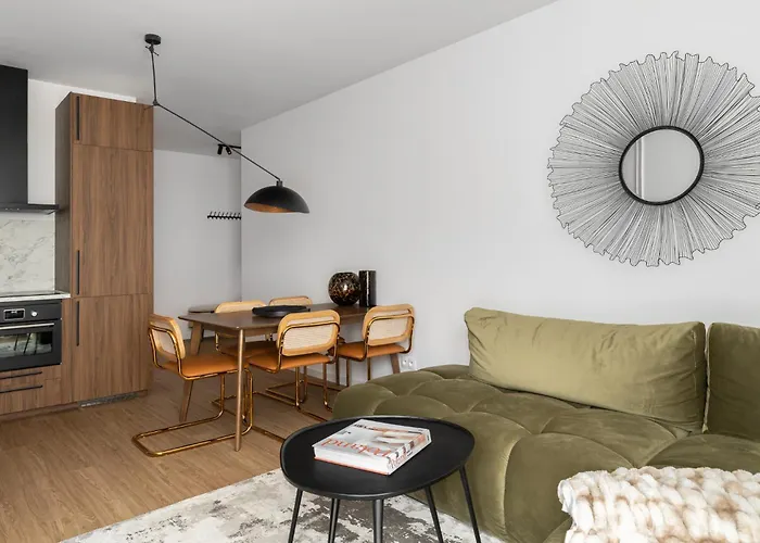 Doki Lifestyle & Food Hall By Lion Apartments